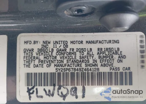 2009 Pontiac Vibe z USA, uszkodzony, nr VIN 5Y2SP67849Z464128